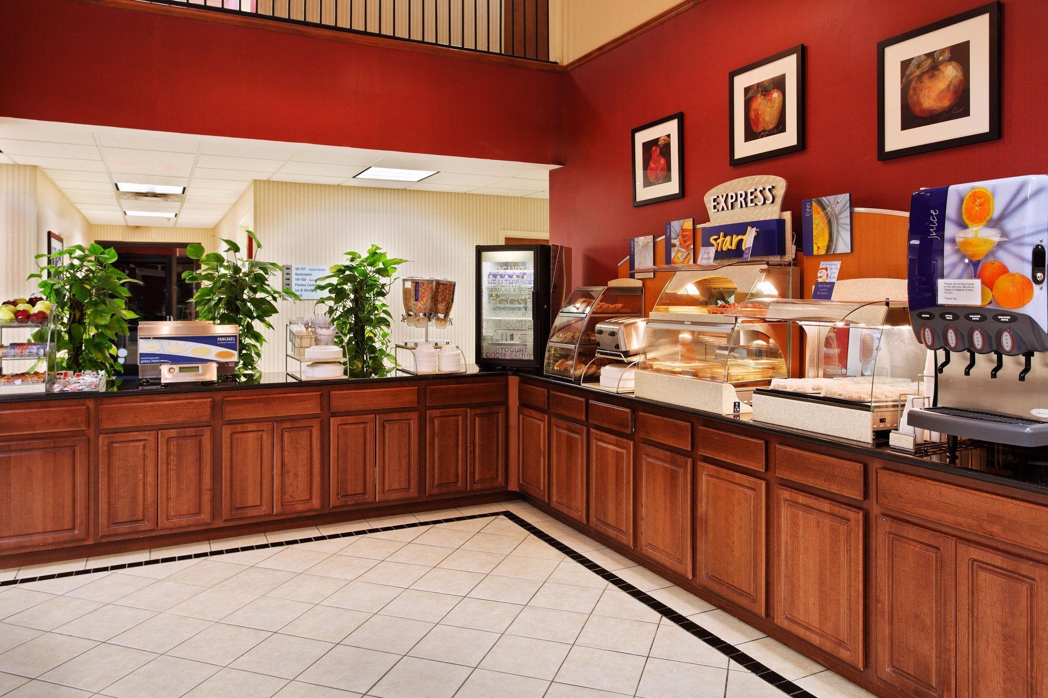 Holiday Inn Express Hotel & Suites Knoxville-North-I-75 Exit 112 By Ihg Luaran gambar